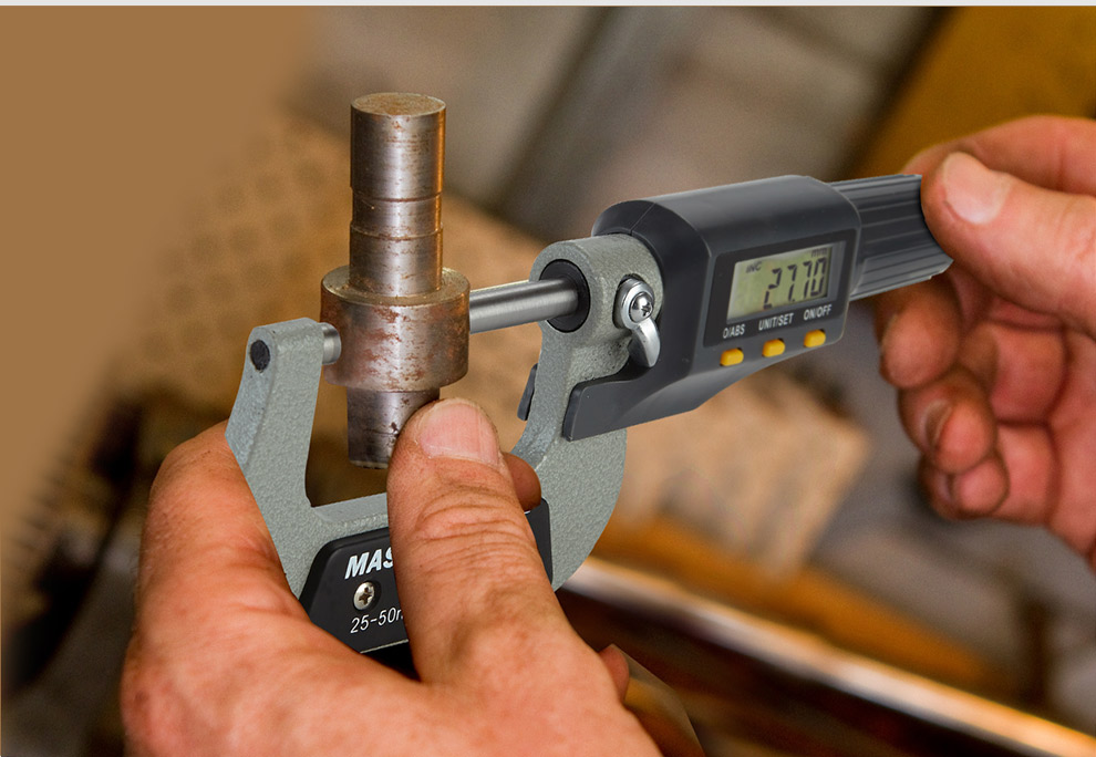 智造能力 解读测量精度达0.002mm的高精度千分尺